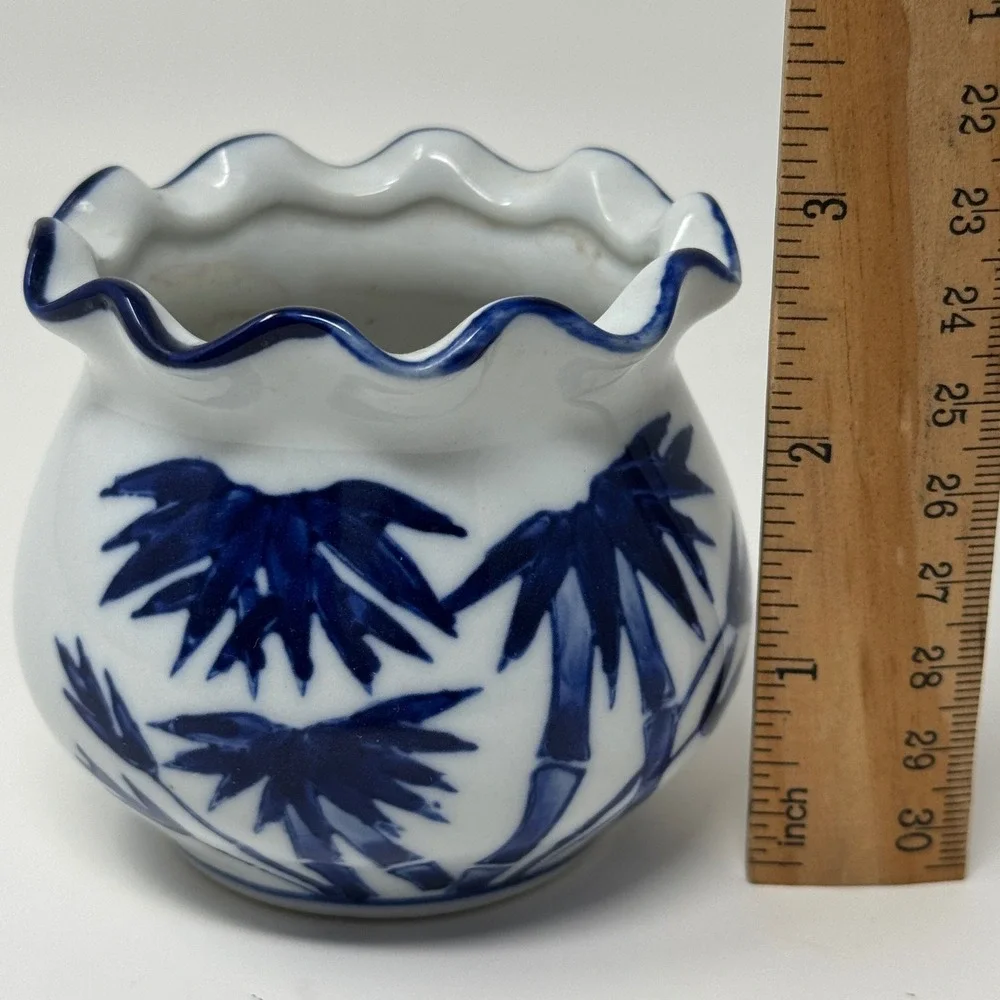 Vintage Blue & White Chinoiserie Bamboo Cachepot Planter Vase Scalloped Rim